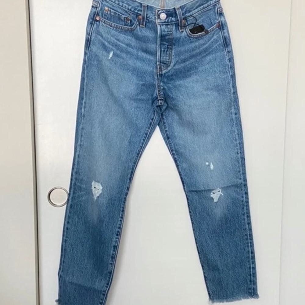 Levi’s wedgie